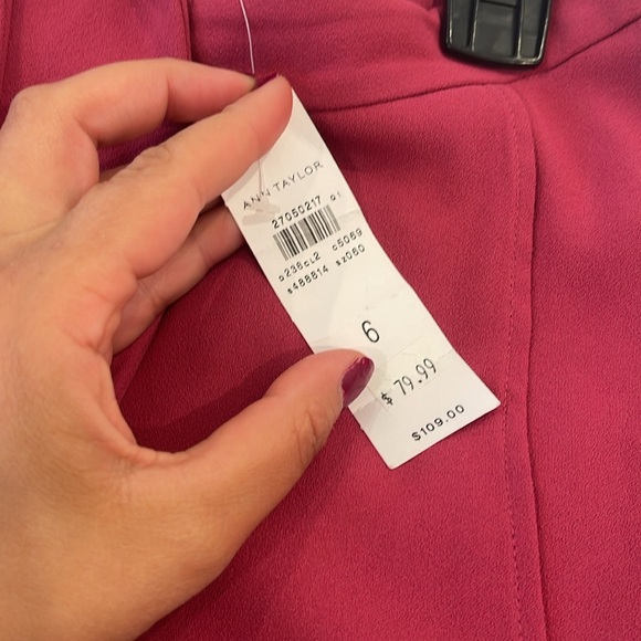 Pink wrap skirt! Size 6 - Picture 4 of 4